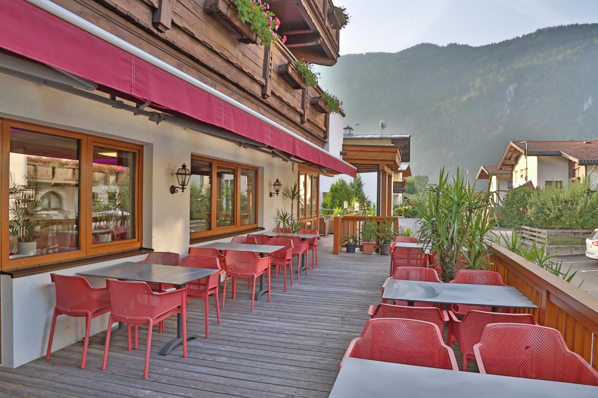 Gasthof Pension Alpenblick Radfeld المظهر الخارجي الصورة