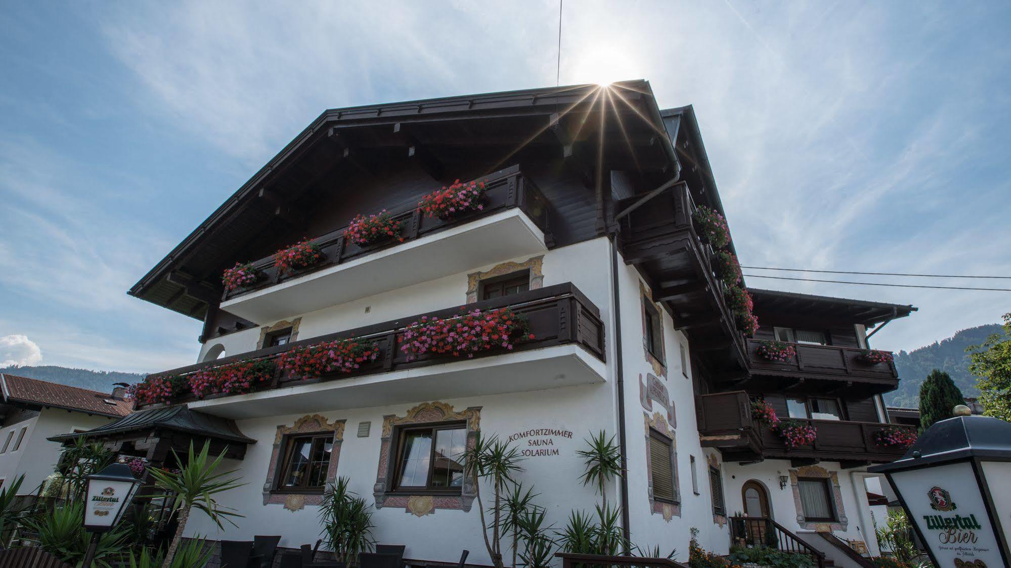 Gasthof Pension Alpenblick Radfeld المظهر الخارجي الصورة